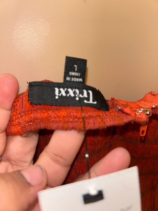 Trixxi Red Tie-Front Puff Sleeve Asymmetrical Dress - Picture 7 of 7